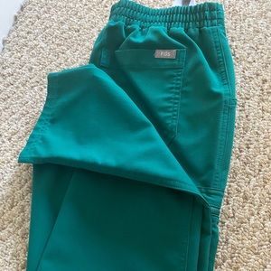 Hunter Green Figs set